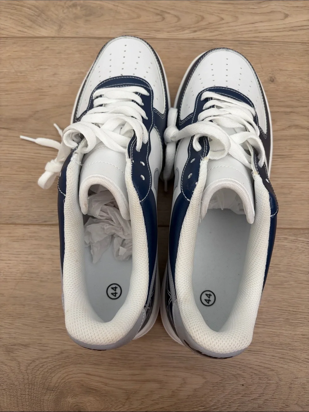 Men's White and Navy Low-Top Custom Cowboys Sneakers - Sports Style